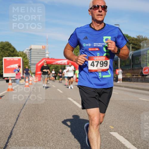 07.09.2025 - BARMER Alsterlauf Yannick Fuchs http://msf.ph/oto/8821187 07.09.2025 09:45:40 Laufen 10, 36, 4799 meine-sportfotos.de