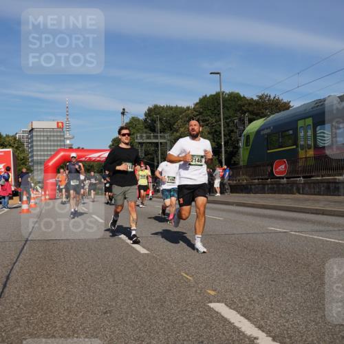 07.09.2025 - BARMER Alsterlauf Yannick Fuchs http://msf.ph/oto/8821220 07.09.2025 09:45:42 Laufen 2146, 22 meine-sportfotos.de