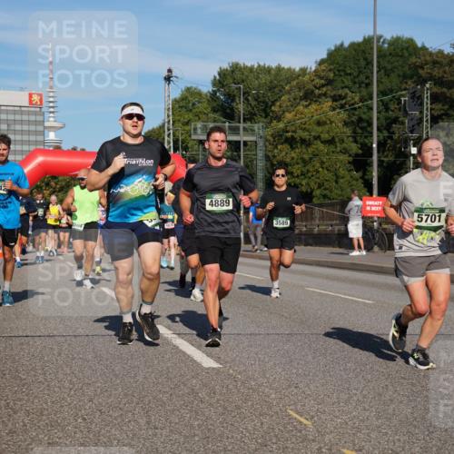 07.09.2025 - BARMER Alsterlauf Yannick Fuchs http://msf.ph/oto/8821316 07.09.2025 09:45:52 Laufen 5742, 504, 4889, 3589, 5701 meine-sportfotos.de