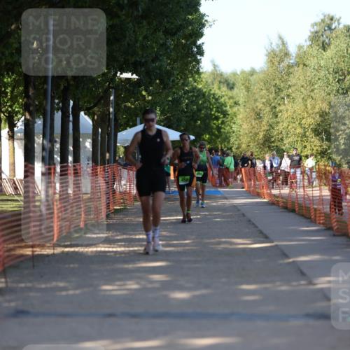 07.09.2025 - 19. Norderstedt Triathlon Michael Strokosch http://msf.ph/oto/8821347 07.09.2025 15:55:32 Laufen 458, 1453, 1510 meine-sportfotos.de
