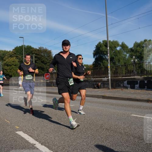07.09.2025 - BARMER Alsterlauf Yannick Fuchs http://msf.ph/oto/8821381 07.09.2025 09:45:55 Laufen 4504, 5686, 823 meine-sportfotos.de