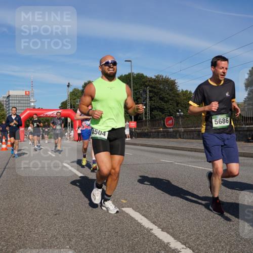 07.09.2025 - BARMER Alsterlauf Yannick Fuchs http://msf.ph/oto/8821402 07.09.2025 09:45:55 Laufen 4504, 5686 meine-sportfotos.de