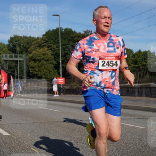 07.09.2025 - BARMER Alsterlauf Yannick Fuchs http://msf.ph/oto/8821428 07.09.2025 09:45:57 Laufen 2229, 29, 1036, 2454 meine-sportfotos.de