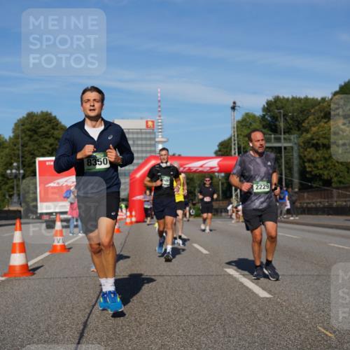 07.09.2025 - BARMER Alsterlauf Yannick Fuchs http://msf.ph/oto/8821444 07.09.2025 09:45:57 Laufen 8350, 2229 meine-sportfotos.de