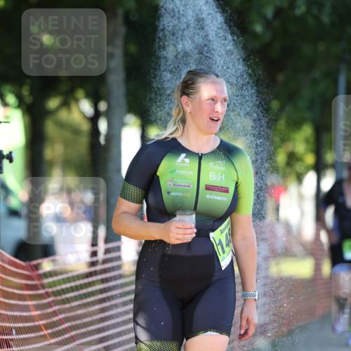 07.09.2025 - 19. Norderstedt Triathlon Michael Strokosch http://msf.ph/oto/8821448 07.09.2025 17:02:05 Laufen 897, 934, 1482 meine-sportfotos.de