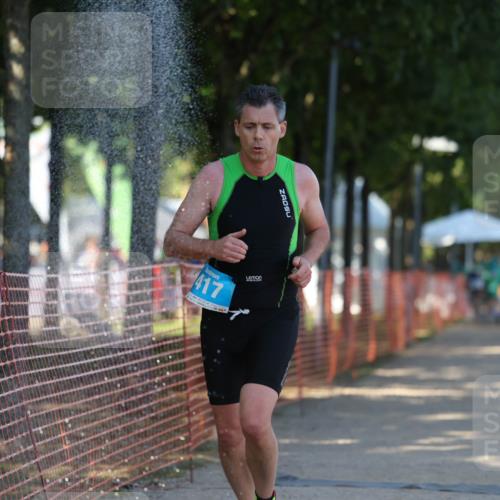 07.09.2025 - 19. Norderstedt Triathlon Michael Strokosch http://msf.ph/oto/8821457 07.09.2025 15:55:46 Laufen 474 meine-sportfotos.de