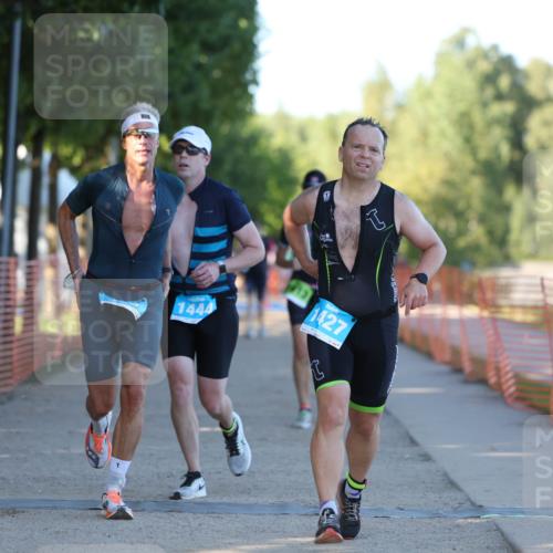 07.09.2025 - 19. Norderstedt Triathlon Michael Strokosch http://msf.ph/oto/8821477 07.09.2025 17:02:18 Laufen 396, 1427, 1444, 1472, 1613 meine-sportfotos.de