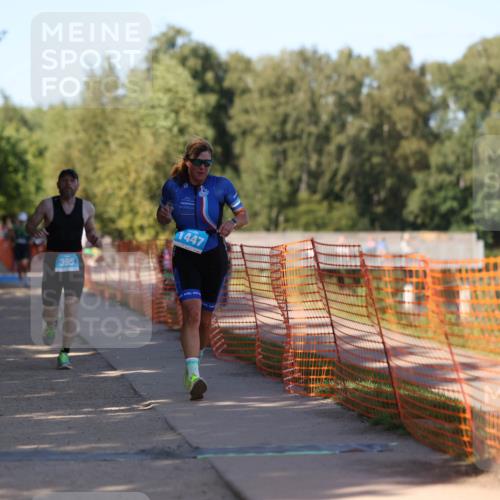 07.09.2025 - 19. Norderstedt Triathlon Michael Strokosch http://msf.ph/oto/8821509 07.09.2025 15:55:57 Laufen 395, 1447 meine-sportfotos.de