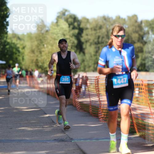 07.09.2025 - 19. Norderstedt Triathlon Michael Strokosch http://msf.ph/oto/8821527 07.09.2025 15:55:59 Laufen 395, 1447 meine-sportfotos.de