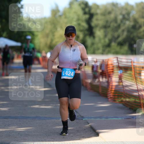 07.09.2025 - 19. Norderstedt Triathlon Michael Strokosch http://msf.ph/oto/8821544 07.09.2025 15:56:09 Laufen 1424, 1491 meine-sportfotos.de