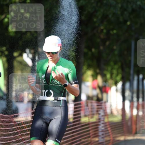 07.09.2025 - 19. Norderstedt Triathlon Michael Strokosch http://msf.ph/oto/8821565 07.09.2025 15:56:16 Laufen 391, 1491 meine-sportfotos.de
