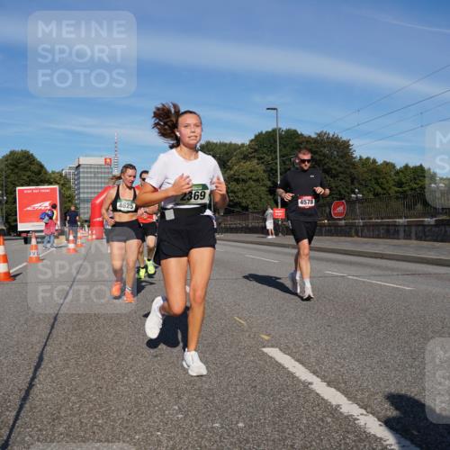 07.09.2025 - BARMER Alsterlauf Yannick Fuchs http://msf.ph/oto/8821566 07.09.2025 09:46:02 Laufen 4625, 369, 4578 meine-sportfotos.de