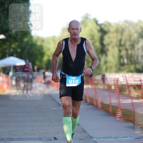 07.09.2025 - 19. Norderstedt Triathlon Michael Strokosch http://msf.ph/oto/8821582 07.09.2025 17:02:58 Laufen 910 meine-sportfotos.de