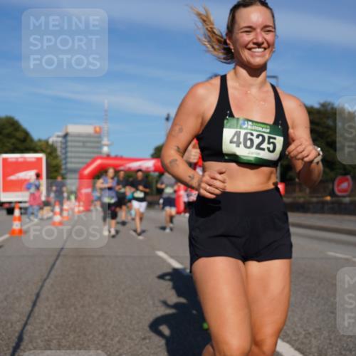 07.09.2025 - BARMER Alsterlauf Yannick Fuchs http://msf.ph/oto/8821585 07.09.2025 09:46:03 Laufen 4625 meine-sportfotos.de