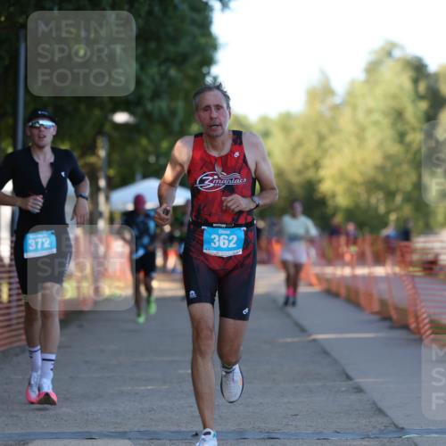 07.09.2025 - 19. Norderstedt Triathlon Michael Strokosch http://msf.ph/oto/8821598 07.09.2025 17:03:06 Laufen 362, 372, 409, 944 meine-sportfotos.de