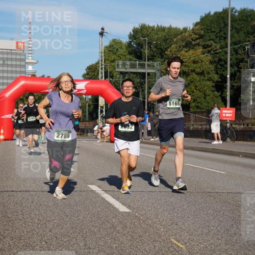 07.09.2025 - BARMER Alsterlauf Yannick Fuchs http://msf.ph/oto/8821605 07.09.2025 09:46:05 Laufen 5164, 2789, 2032, 5165 meine-sportfotos.de