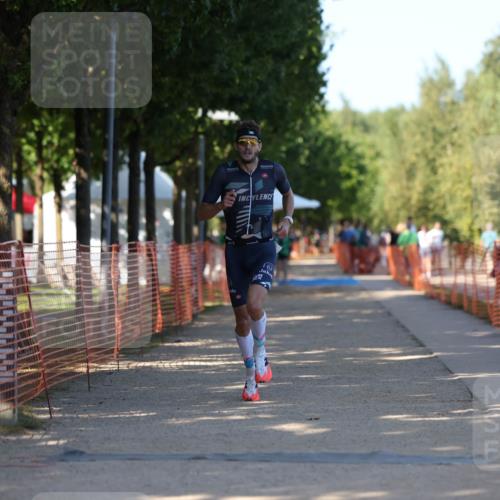 07.09.2025 - 19. Norderstedt Triathlon Michael Strokosch http://msf.ph/oto/8821660 07.09.2025 15:57:11 Laufen 1433 meine-sportfotos.de