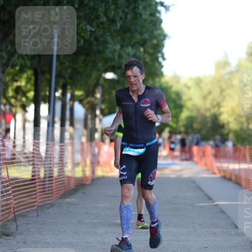 07.09.2025 - 19. Norderstedt Triathlon Michael Strokosch http://msf.ph/oto/8821661 07.09.2025 17:03:34 Laufen 397, 1460 meine-sportfotos.de