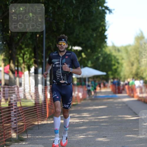 07.09.2025 - 19. Norderstedt Triathlon Michael Strokosch http://msf.ph/oto/8821676 07.09.2025 15:57:12 Laufen 1433 meine-sportfotos.de