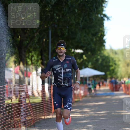 07.09.2025 - 19. Norderstedt Triathlon Michael Strokosch http://msf.ph/oto/8821678 07.09.2025 15:57:12 Laufen 1433 meine-sportfotos.de
