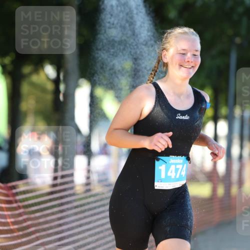 07.09.2025 - 19. Norderstedt Triathlon Michael Strokosch http://msf.ph/oto/8821711 07.09.2025 17:04:10 Laufen 931, 1420, 1474 meine-sportfotos.de