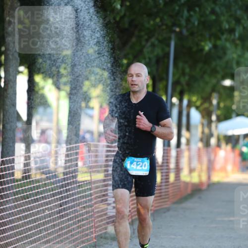 07.09.2025 - 19. Norderstedt Triathlon Michael Strokosch http://msf.ph/oto/8821722 07.09.2025 17:04:14 Laufen 931, 1420 meine-sportfotos.de