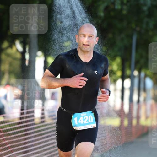 07.09.2025 - 19. Norderstedt Triathlon Michael Strokosch http://msf.ph/oto/8821730 07.09.2025 17:04:16 Laufen 1420 meine-sportfotos.de