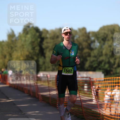 07.09.2025 - 19. Norderstedt Triathlon Michael Strokosch http://msf.ph/oto/8821736 07.09.2025 15:58:02 Laufen 1481 meine-sportfotos.de