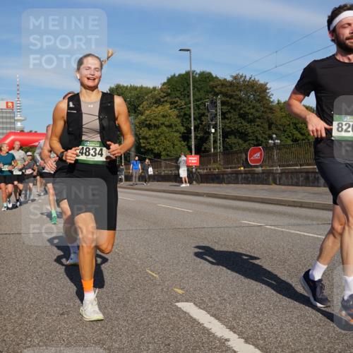 07.09.2025 - BARMER Alsterlauf Yannick Fuchs http://msf.ph/oto/8821745 07.09.2025 09:46:11 Laufen 59, 321, 2673, 541, 4834, 8268 meine-sportfotos.de