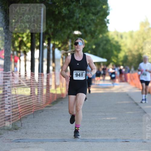 07.09.2025 - 19. Norderstedt Triathlon Michael Strokosch http://msf.ph/oto/8821751 07.09.2025 17:04:57 Laufen 378, 936, 941 meine-sportfotos.de