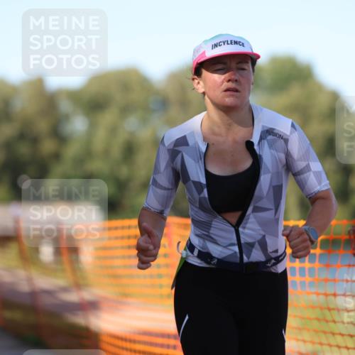 07.09.2025 - 19. Norderstedt Triathlon Michael Strokosch http://msf.ph/oto/8821811 07.09.2025 15:58:53 Laufen 363, 448, 1485, 1507 meine-sportfotos.de