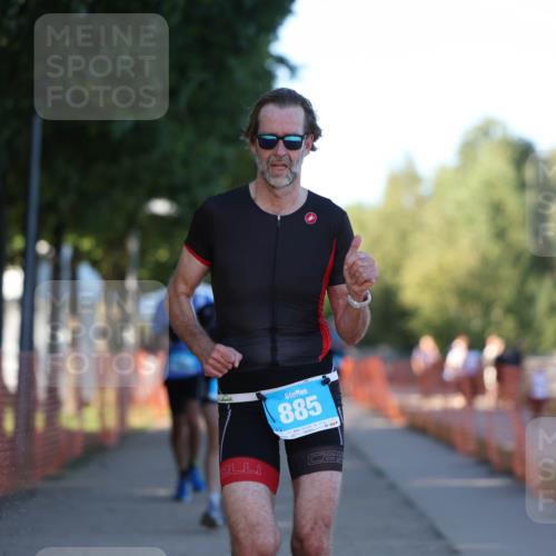 07.09.2025 - 19. Norderstedt Triathlon Michael Strokosch http://msf.ph/oto/8821841 07.09.2025 17:05:20 Laufen 1446 meine-sportfotos.de