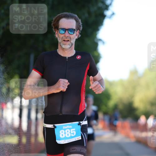 07.09.2025 - 19. Norderstedt Triathlon Michael Strokosch http://msf.ph/oto/8821848 07.09.2025 17:05:21 Laufen 1446 meine-sportfotos.de