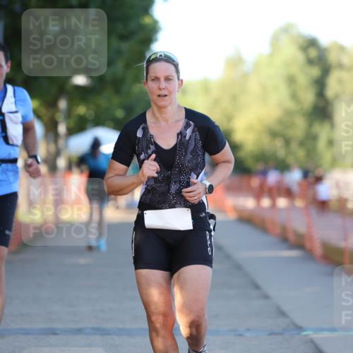 07.09.2025 - 19. Norderstedt Triathlon Michael Strokosch http://msf.ph/oto/8821858 07.09.2025 17:05:24 Laufen 1108, 1446 meine-sportfotos.de