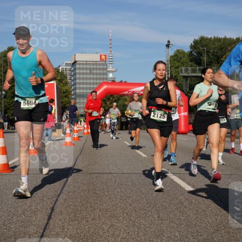 07.09.2025 - BARMER Alsterlauf Yannick Fuchs http://msf.ph/oto/8821884 07.09.2025 09:46:17 Laufen 5694, 8123, 981, 2125, 2015, 20, 253, 433, 1, 1120 meine-sportfotos.de