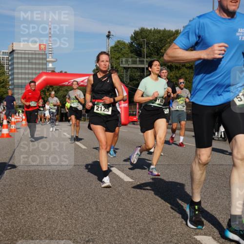 07.09.2025 - BARMER Alsterlauf Yannick Fuchs http://msf.ph/oto/8821888 07.09.2025 09:46:17 Laufen 5694, 2521, 3123, 2125, 2015, 28, 105, 53, 4337, 51 meine-sportfotos.de