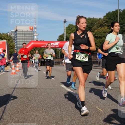 07.09.2025 - BARMER Alsterlauf Yannick Fuchs http://msf.ph/oto/8821913 07.09.2025 09:46:18 Laufen 2521, 3123, 2125, 1120 meine-sportfotos.de
