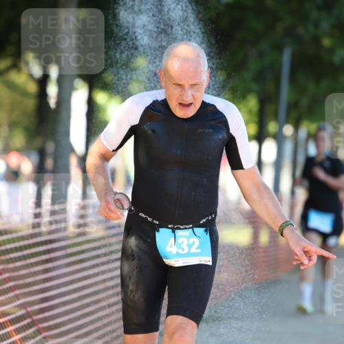 07.09.2025 - 19. Norderstedt Triathlon Michael Strokosch http://msf.ph/oto/8821920 07.09.2025 17:05:50 Laufen 432, 935, 957, 1475 meine-sportfotos.de