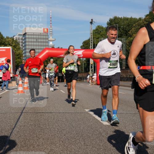 07.09.2025 - BARMER Alsterlauf Yannick Fuchs http://msf.ph/oto/8821921 07.09.2025 09:46:18 Laufen 3123, 2521, 4981, 2125, 52 meine-sportfotos.de