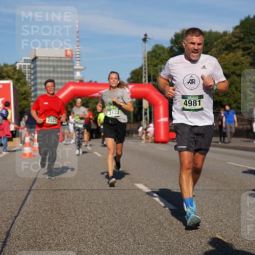07.09.2025 - BARMER Alsterlauf Yannick Fuchs http://msf.ph/oto/8821931 07.09.2025 09:46:18 Laufen 3123, 4981 meine-sportfotos.de
