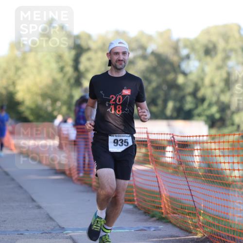 07.09.2025 - 19. Norderstedt Triathlon Michael Strokosch http://msf.ph/oto/8821932 07.09.2025 17:05:57 Laufen 935, 1475 meine-sportfotos.de