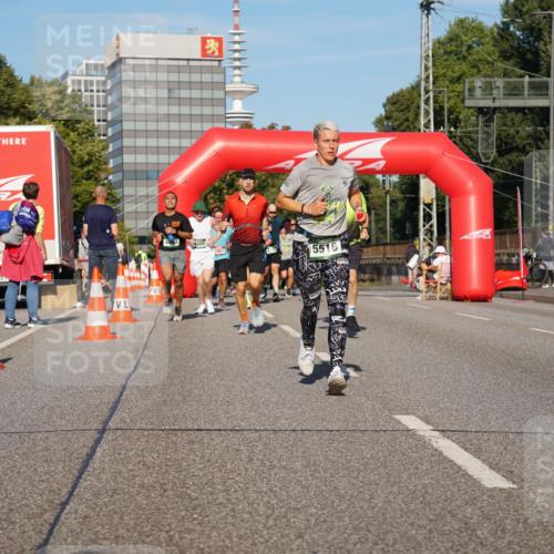 07.09.2025 - BARMER Alsterlauf Yannick Fuchs http://msf.ph/oto/8821971 07.09.2025 09:46:21 Laufen 405, 5516 meine-sportfotos.de