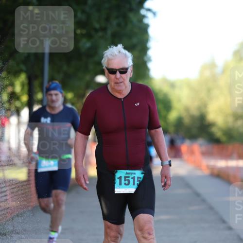 07.09.2025 - 19. Norderstedt Triathlon Michael Strokosch http://msf.ph/oto/8821975 07.09.2025 17:06:19 Laufen 864, 929 meine-sportfotos.de