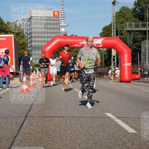 07.09.2025 - BARMER Alsterlauf Yannick Fuchs http://msf.ph/oto/8821978 07.09.2025 09:46:21 Laufen 5516, 251 meine-sportfotos.de