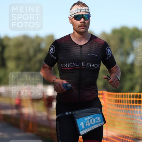 07.09.2025 - 19. Norderstedt Triathlon Michael Strokosch http://msf.ph/oto/8822015 07.09.2025 15:59:46 Laufen 1403, 1450 meine-sportfotos.de