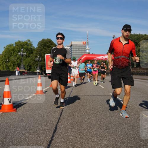 07.09.2025 - BARMER Alsterlauf Yannick Fuchs http://msf.ph/oto/8822061 07.09.2025 09:46:25 Laufen 4339, 4261, 8461 meine-sportfotos.de