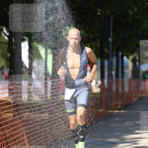 07.09.2025 - 19. Norderstedt Triathlon Michael Strokosch http://msf.ph/oto/8822064 07.09.2025 15:00:54 Laufen 1457 meine-sportfotos.de
