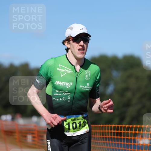 07.09.2025 - 19. Norderstedt Triathlon Michael Strokosch http://msf.ph/oto/8822100 07.09.2025 15:01:03 Laufen 1013 meine-sportfotos.de