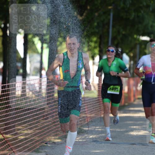 07.09.2025 - 19. Norderstedt Triathlon Michael Strokosch http://msf.ph/oto/8822110 07.09.2025 16:00:47 Laufen 475, 1495, 1500 meine-sportfotos.de