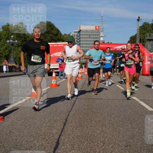 07.09.2025 - BARMER Alsterlauf Yannick Fuchs http://msf.ph/oto/8822111 07.09.2025 09:46:27 Laufen 840, 2801, 5880, 4083, 6134, 4267, 33 meine-sportfotos.de
